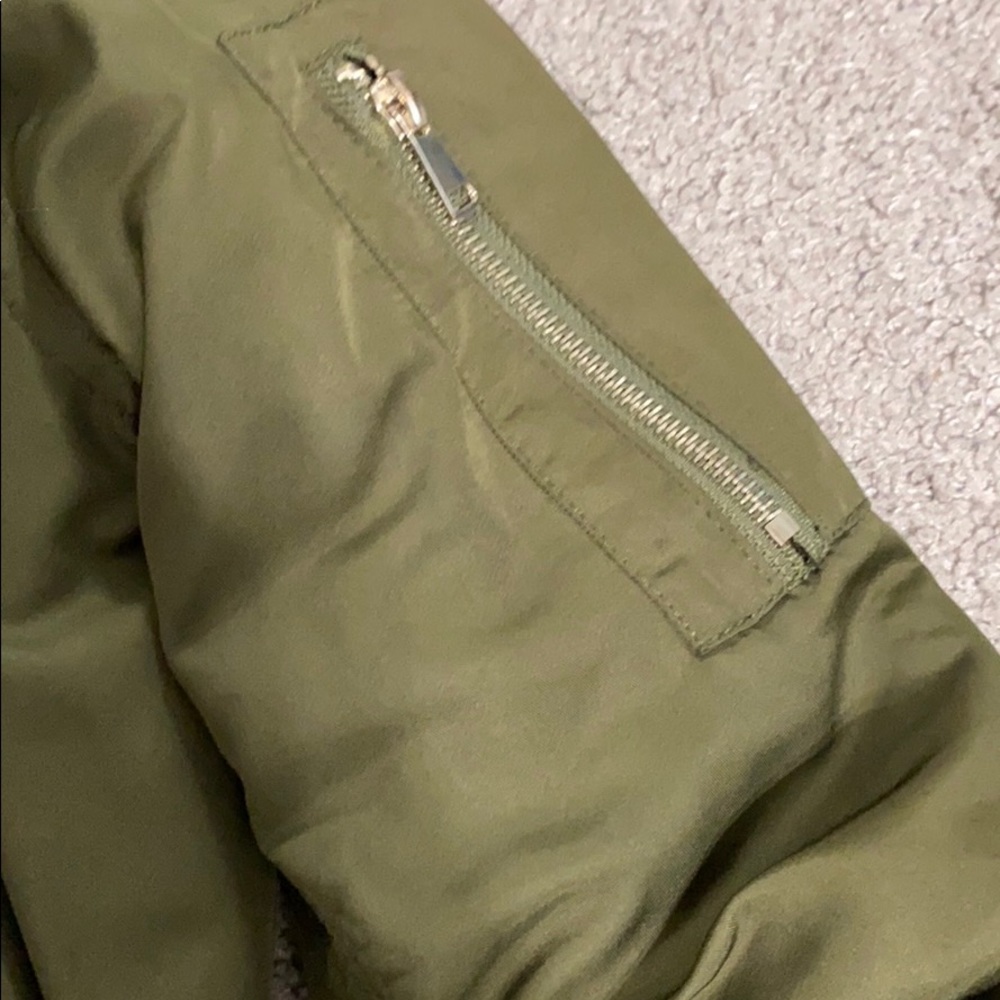 jacket - Picture 3 of 3